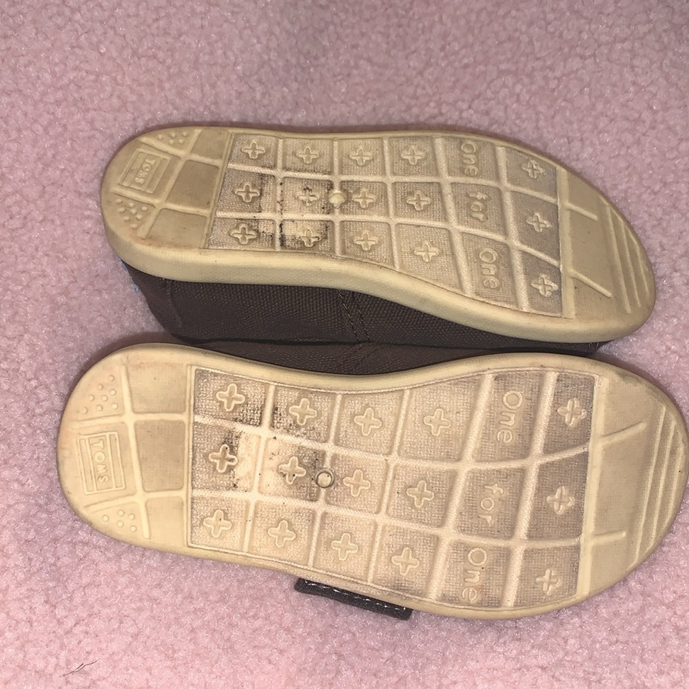 Toms brown slip -on size T8 - Picture 5 of 6